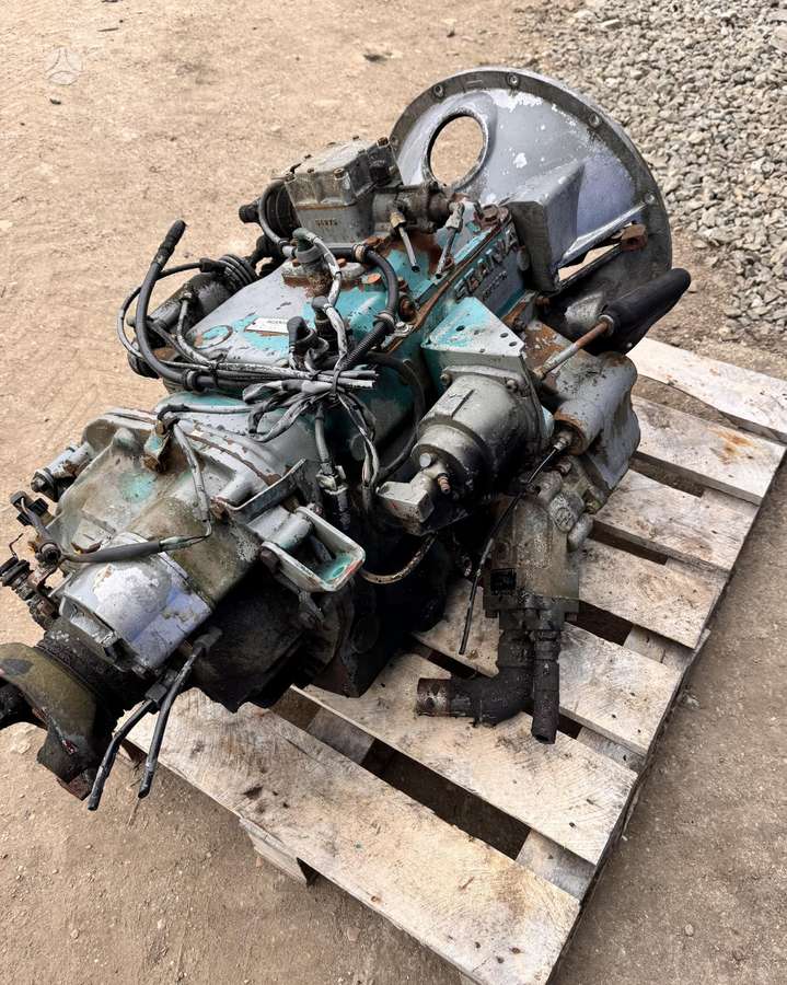 Scania 113 , GR871, trucks