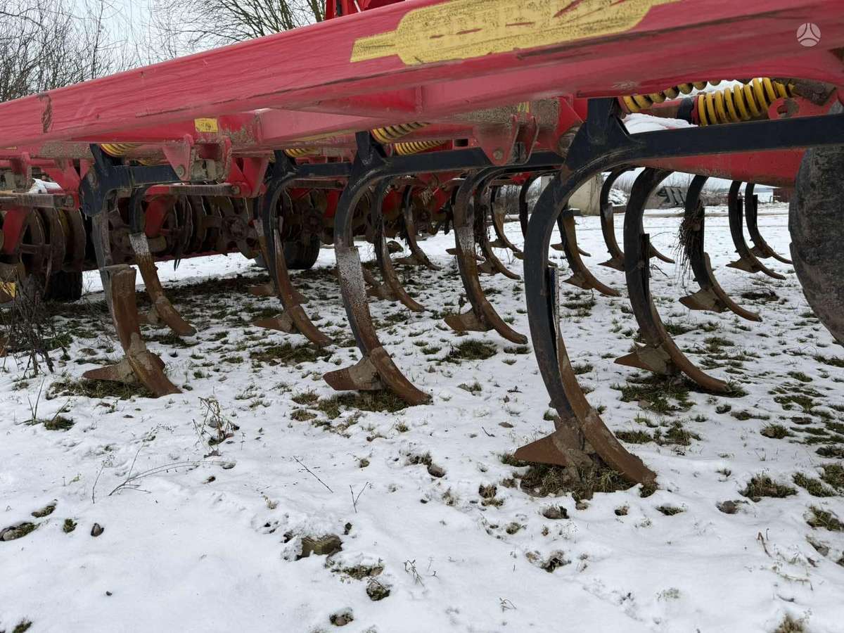 Vaderstad Cultus CS 500, scrapers, scrubbers