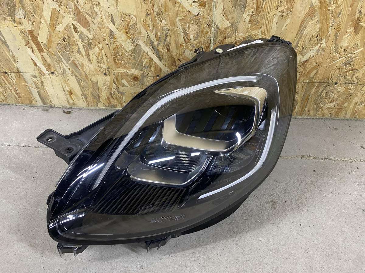 Ford Puma kėbulo dalys
