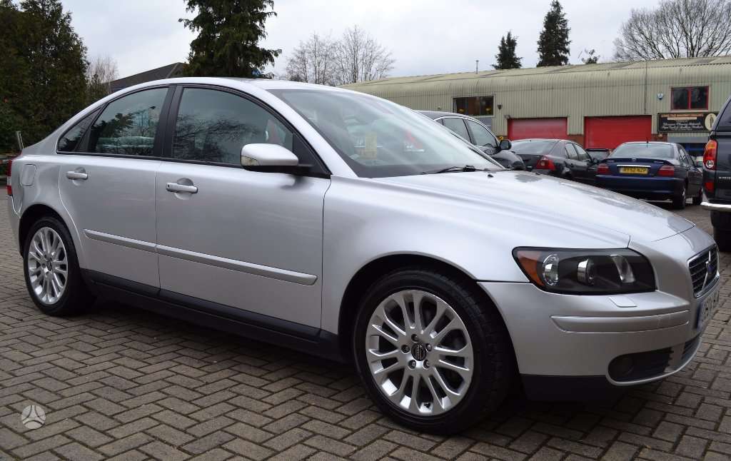 Volvo S40 dalimis