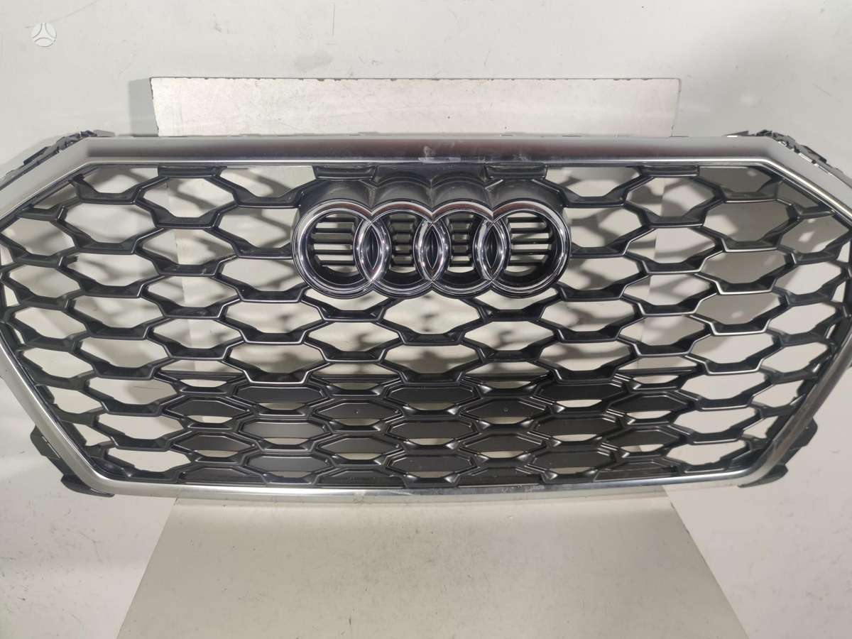 Audi Q3, 83F853651B 83F853651C, front grill