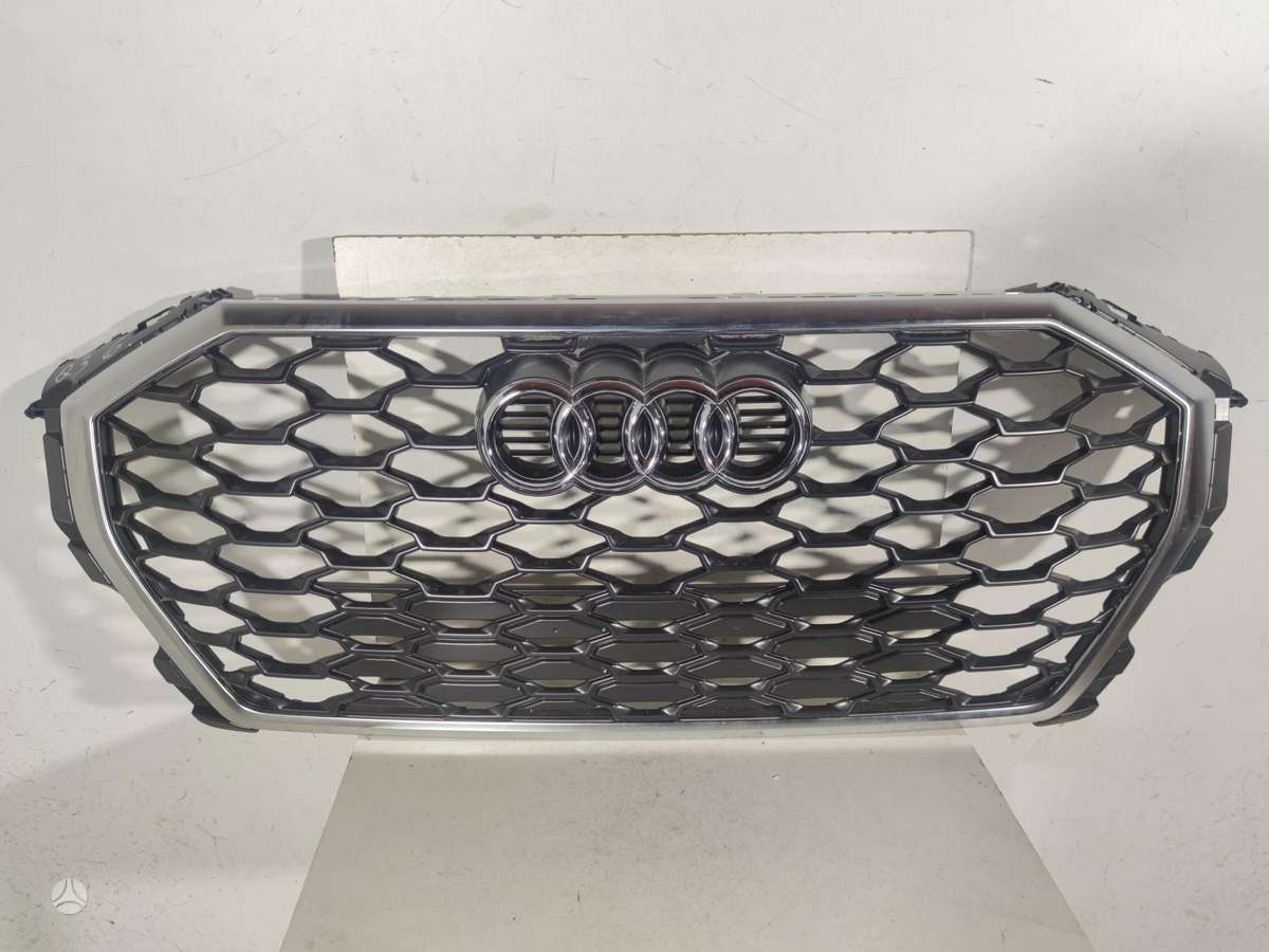 Audi Q3, 83F853651B 83F853651C, front grill