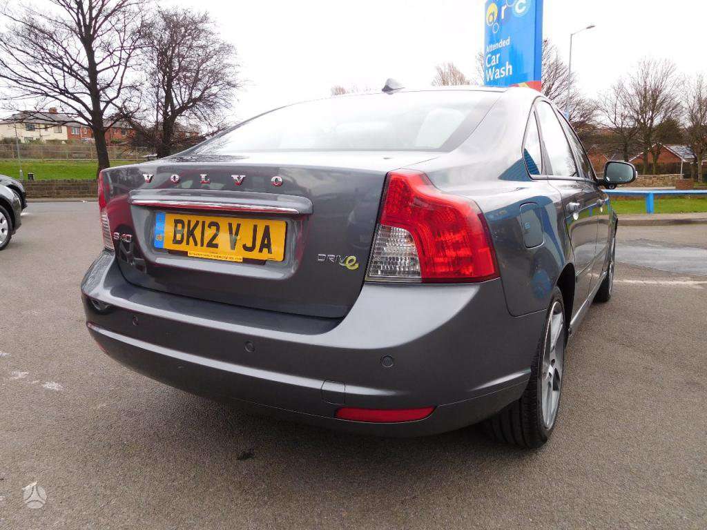 Volvo S40 по частям