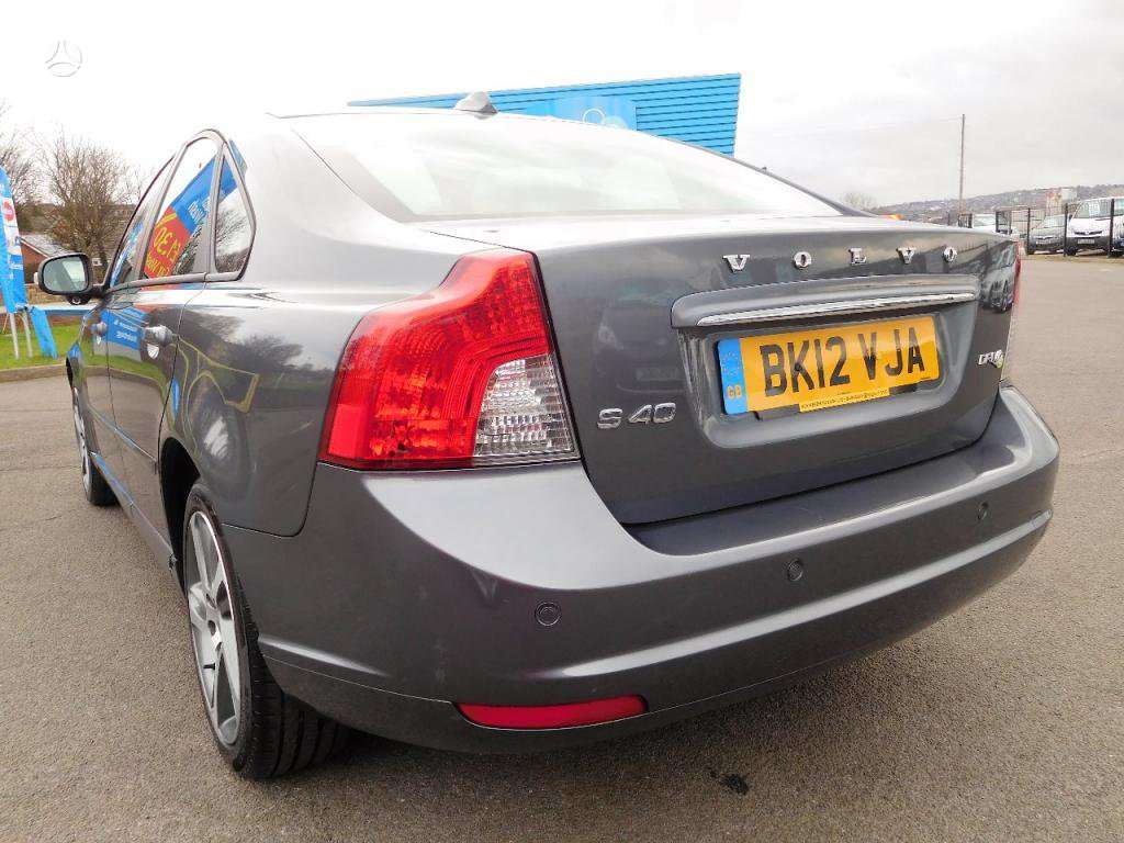 Volvo S40 for parts
