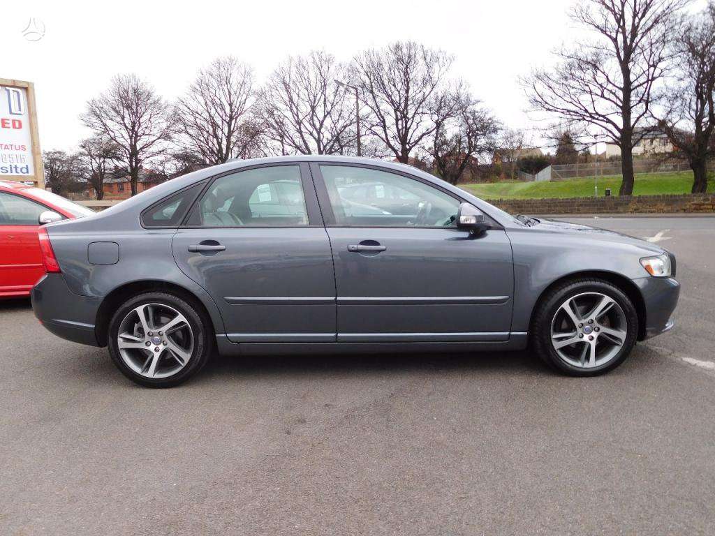 Volvo S40 по частям