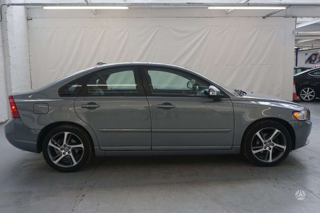 Volvo S40 for parts