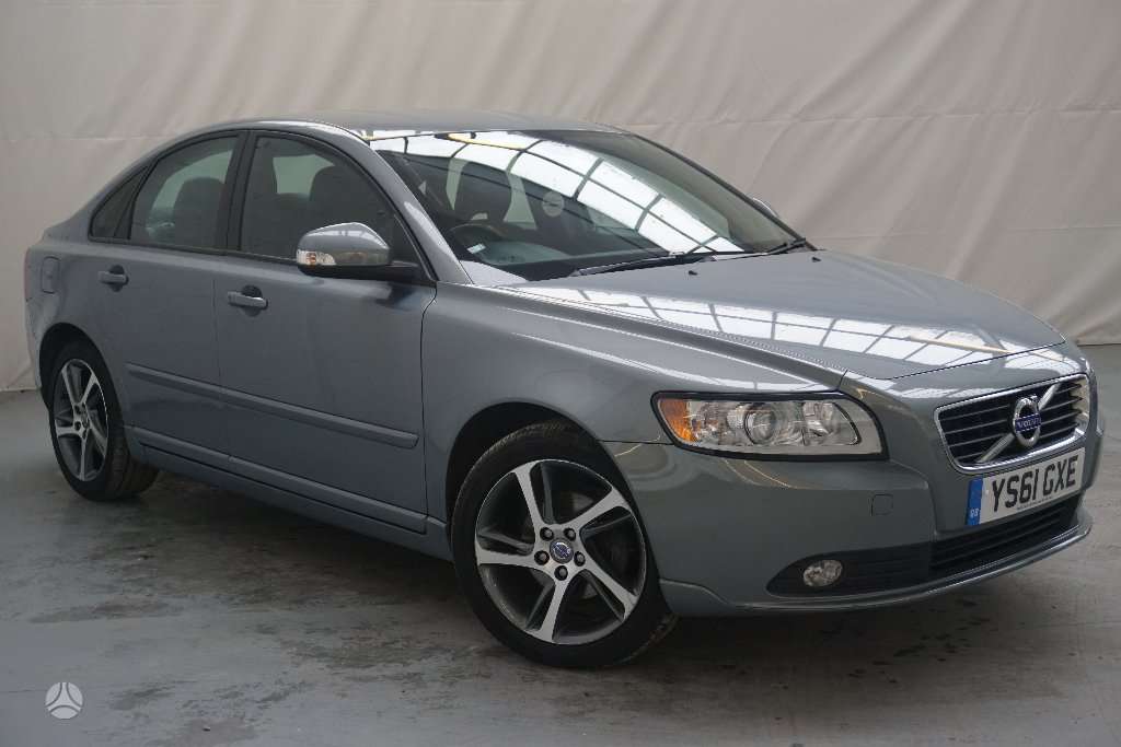 Volvo S40 по частям