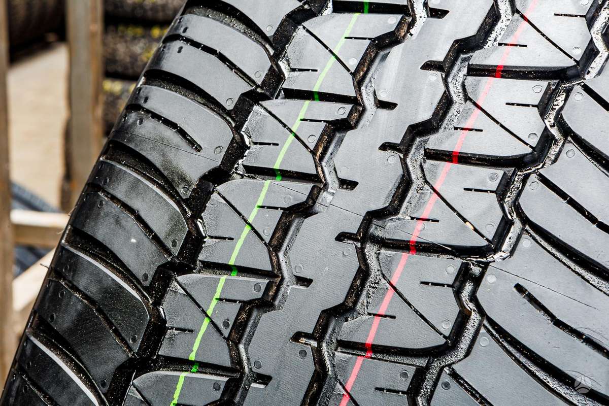 Dunlop Grantrek AT30, summer 265/65 R18