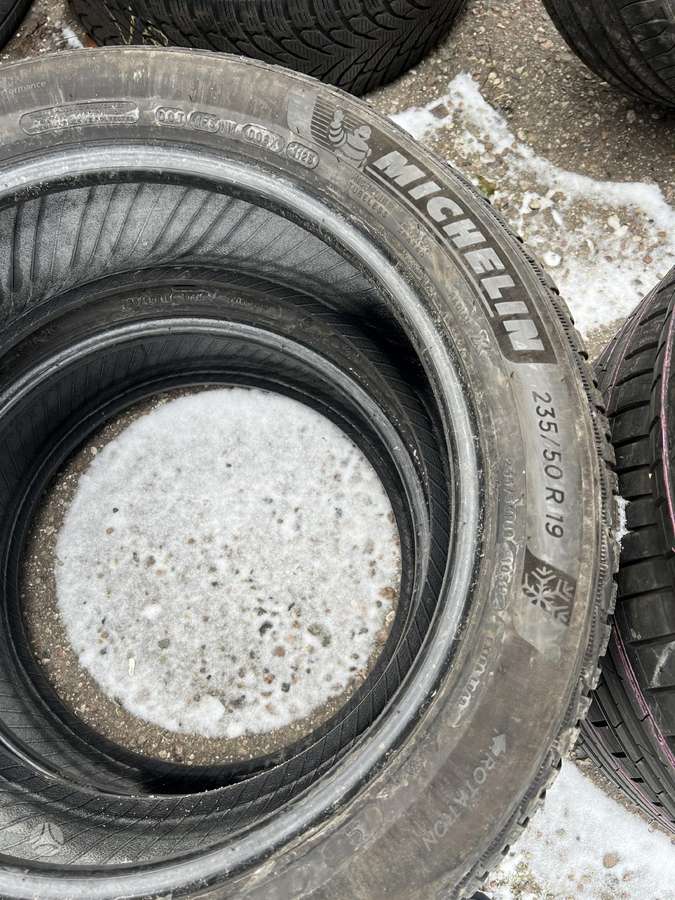 Michelin Pilot Alpin 5, winter 235/50 R19