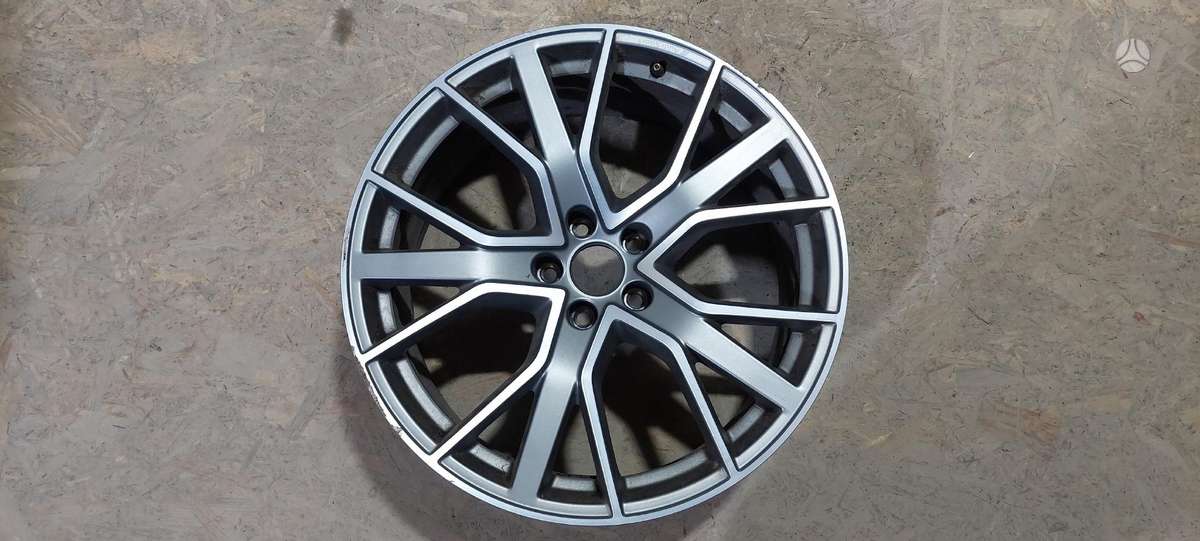 Audi A5, 8w0601025, Cen21522