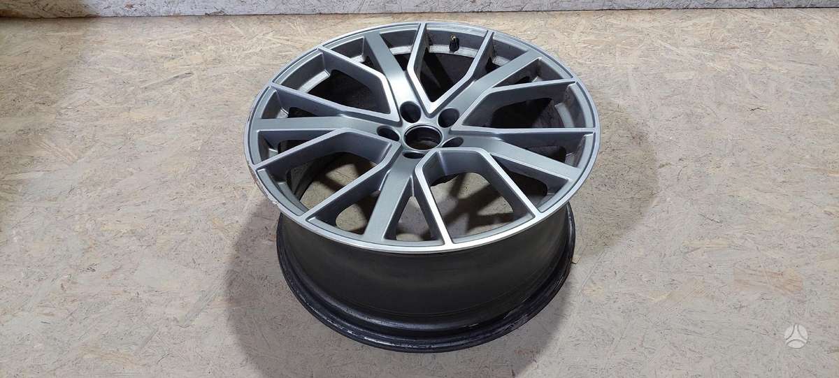 Audi A5, 8w0601025, Cen21522