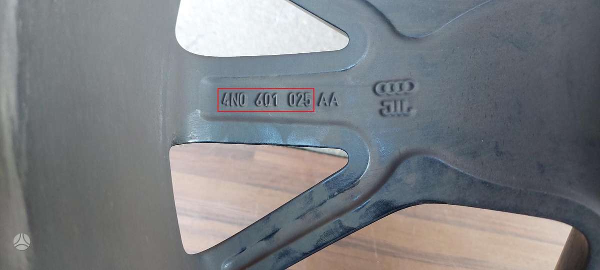 Audi A8, 4N0601025, Cen21523