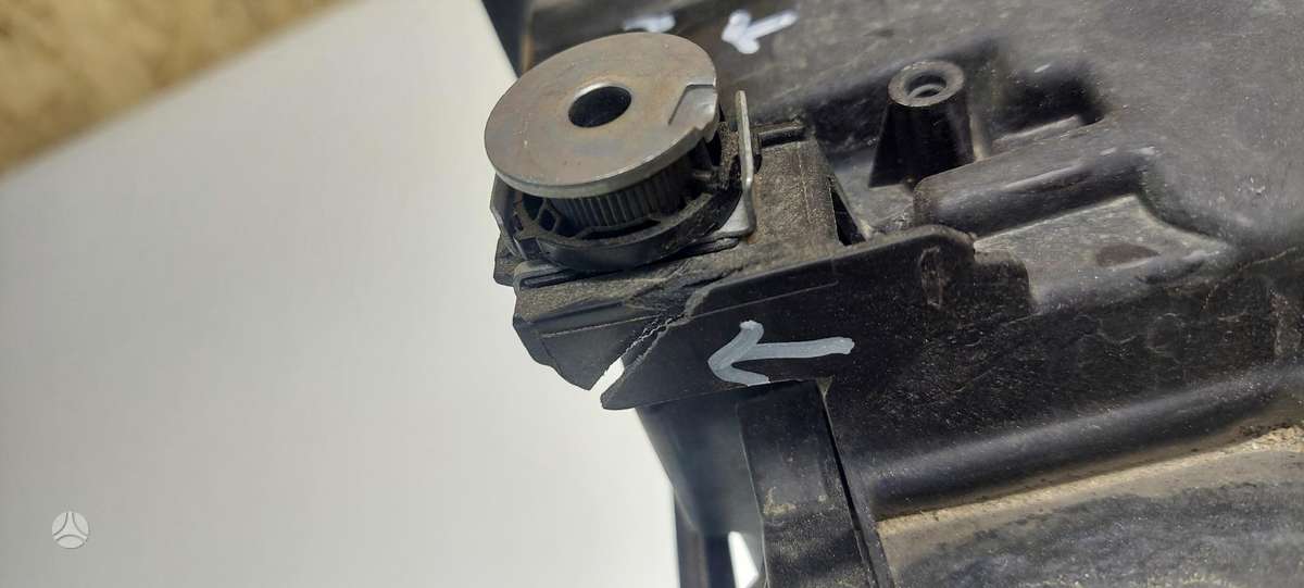 Ford Kuga, LV4B13E015CD, Cen21545