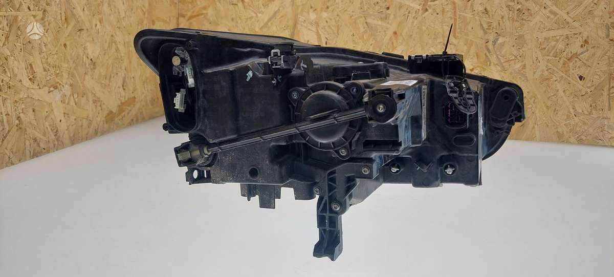 Ford Kuga, LV4B13E015CD, Cen21545