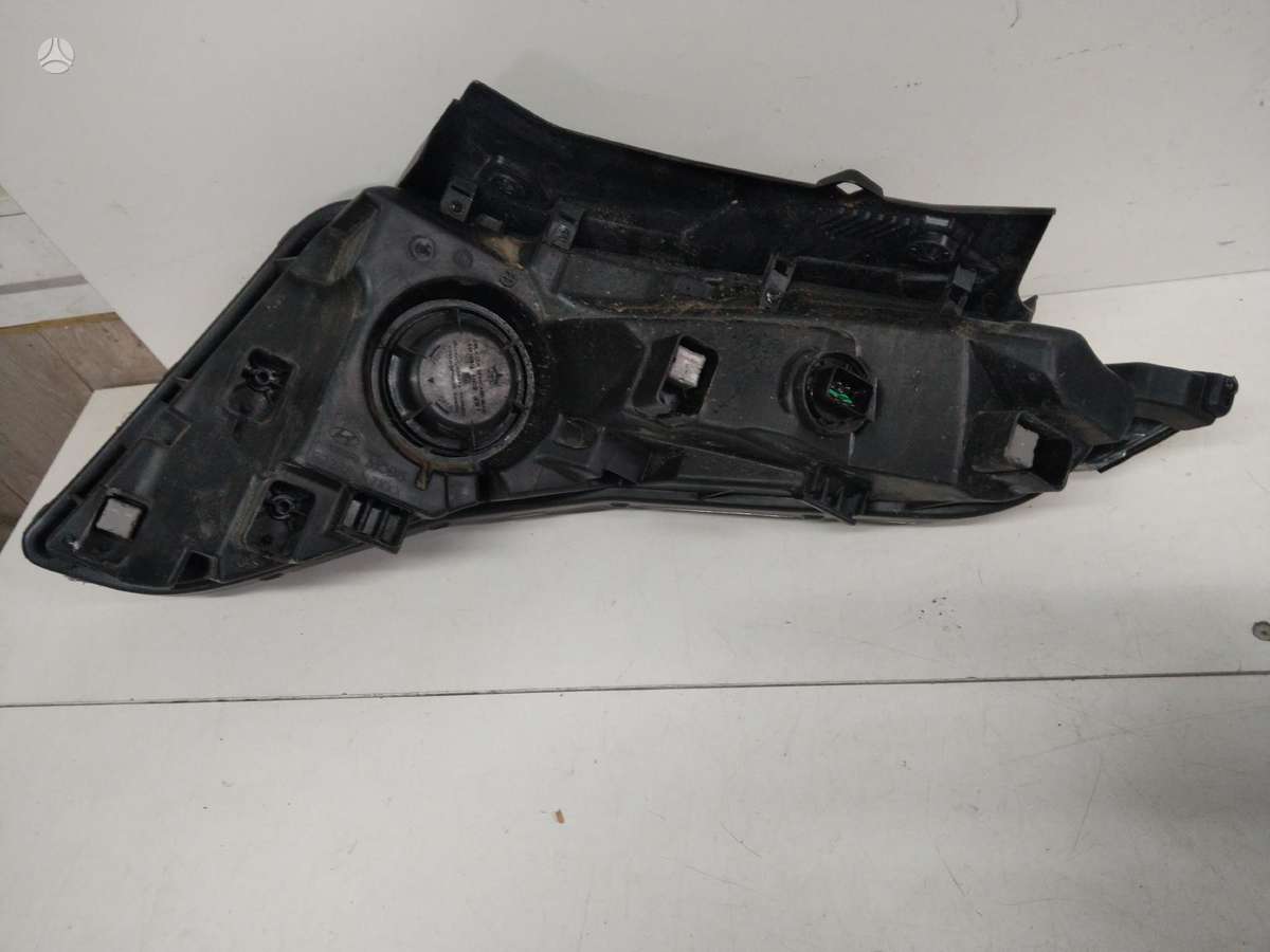 Hyundai Tucson lights, front grill
