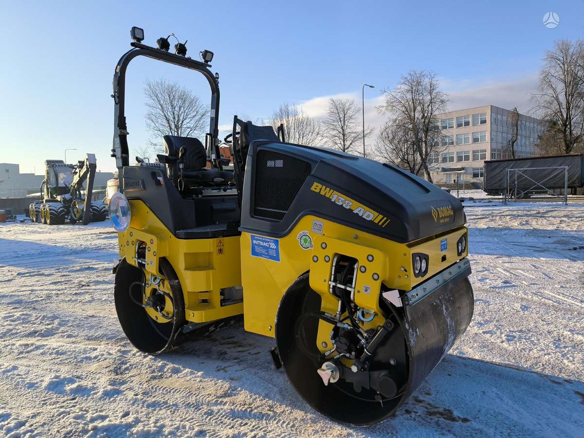 Bomag BW138AD, vibrator / compactor