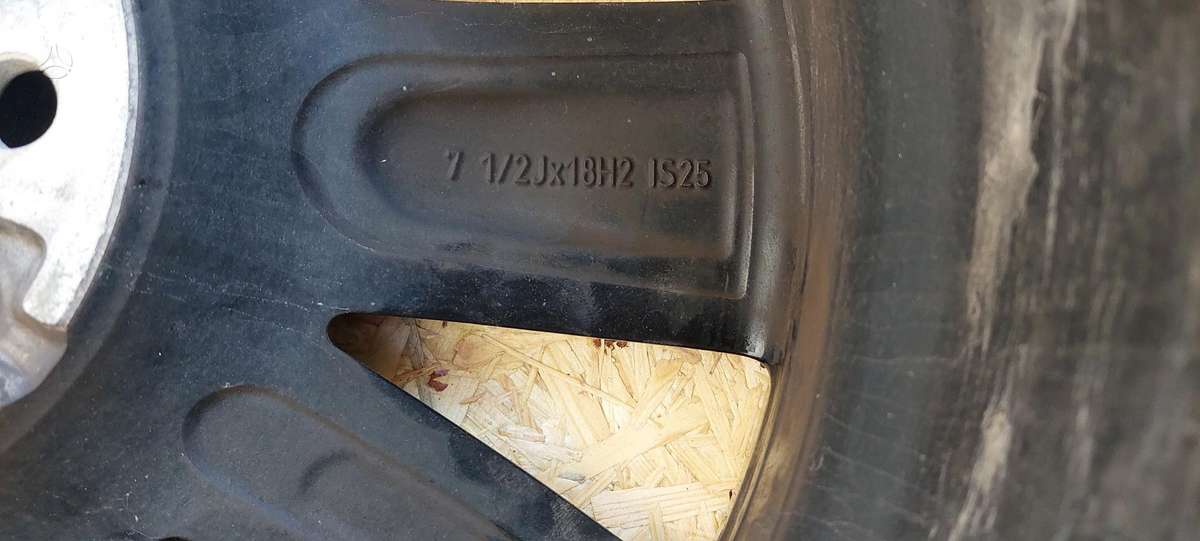 BMW 3 serija, 6883524, Cen21014
