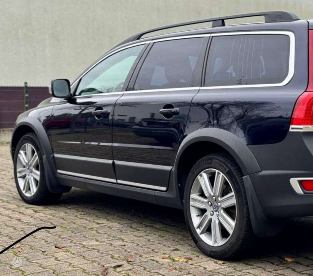 Volvo XC70