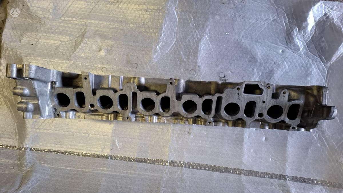 BMW 550 pistons, engine block, cylinder head