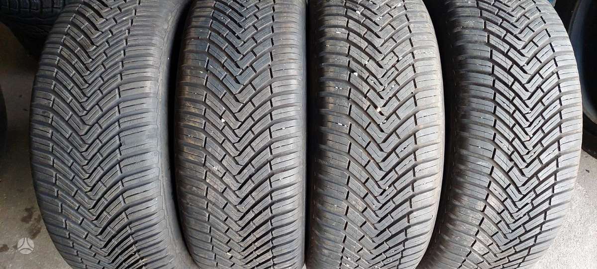 Continental, universalios 235/55 R18