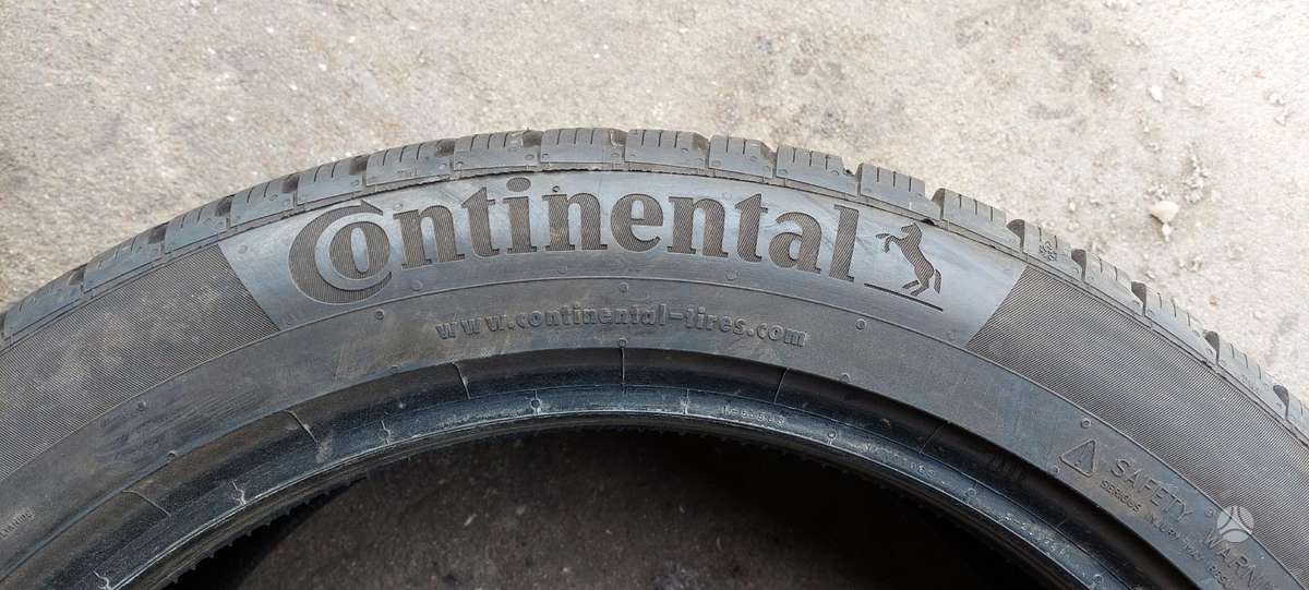 Continental, žieminės 255/45 R20