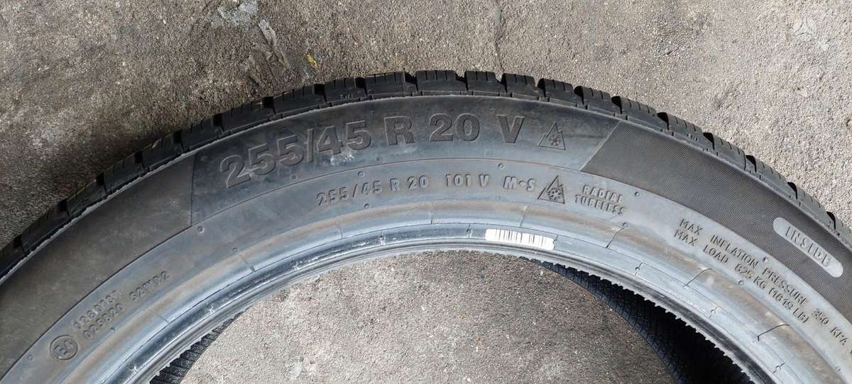Continental, зимние 255/45 R20