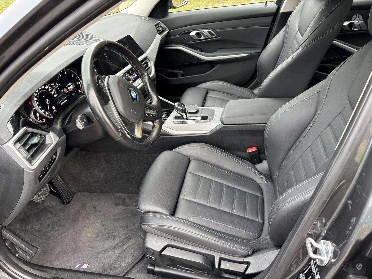 BMW 320, Универсал