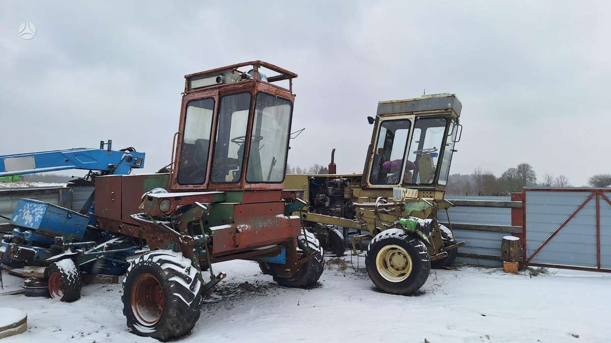 Fortschritt E301, self-propelled mower conditioners