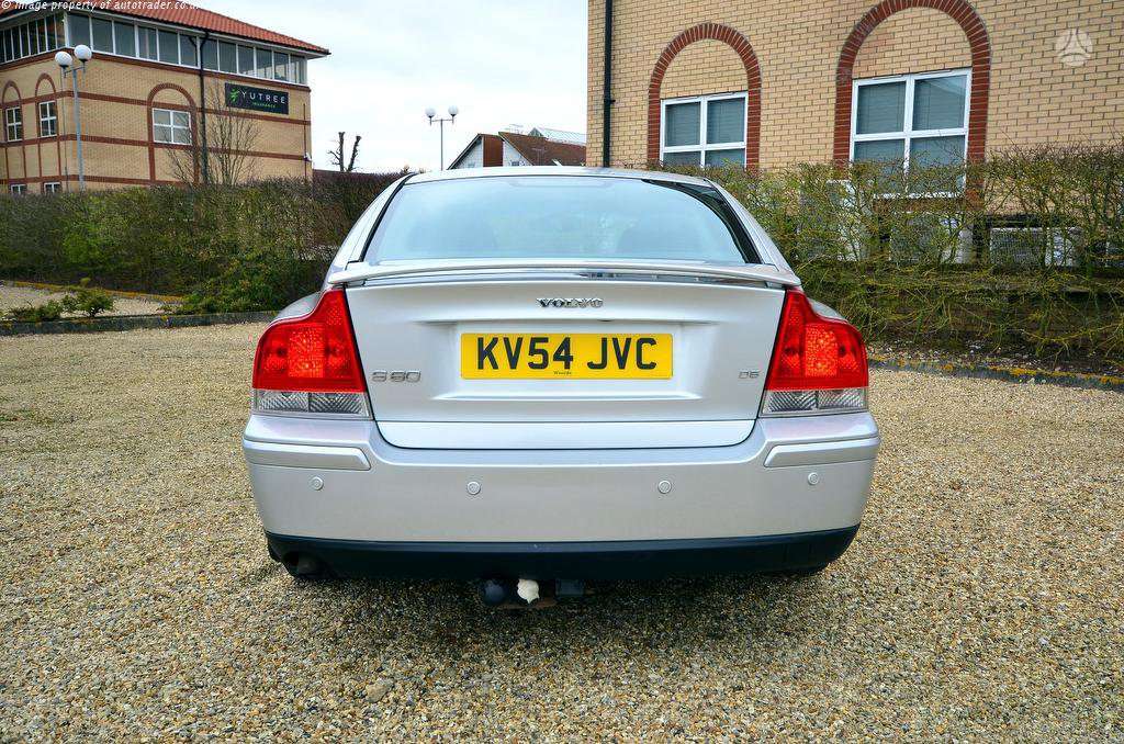 Volvo S60 for parts