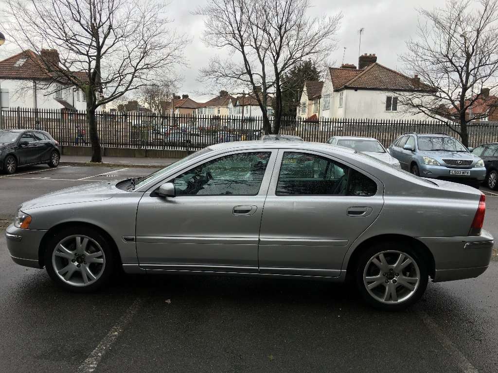 Volvo S60 по частям