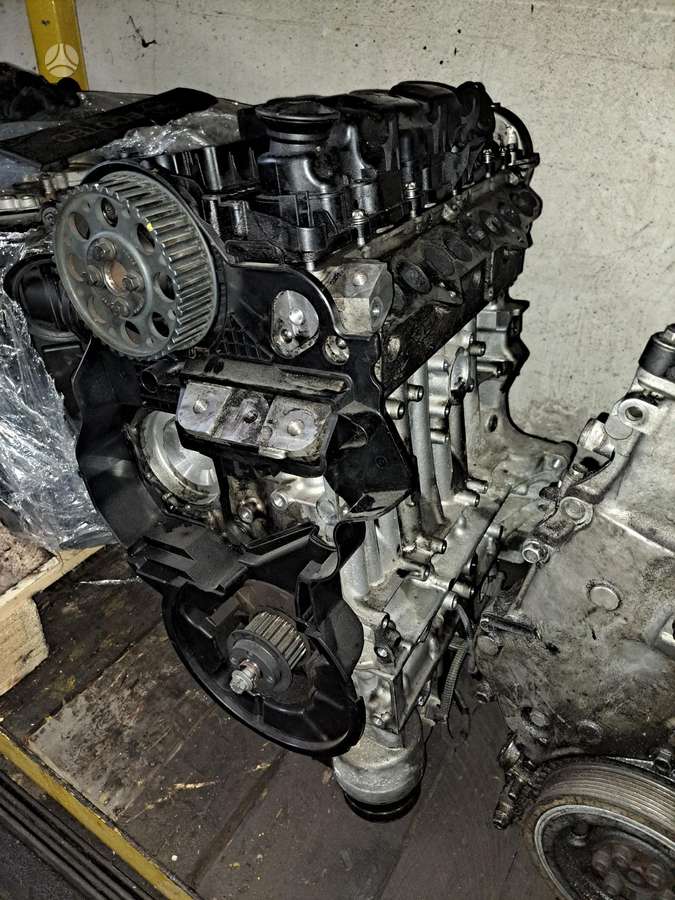 Volvo V40 Variklis dalimis
