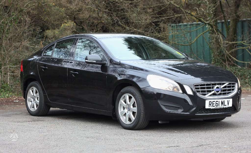 Volvo S60 по частям. D3