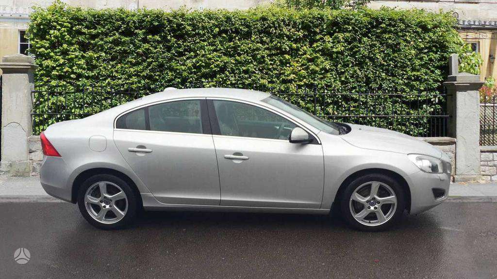 Volvo S60 rezerves daļās