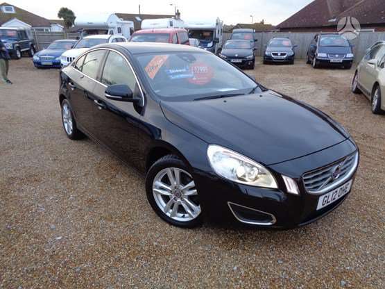 Volvo S60 dalimis. D3
