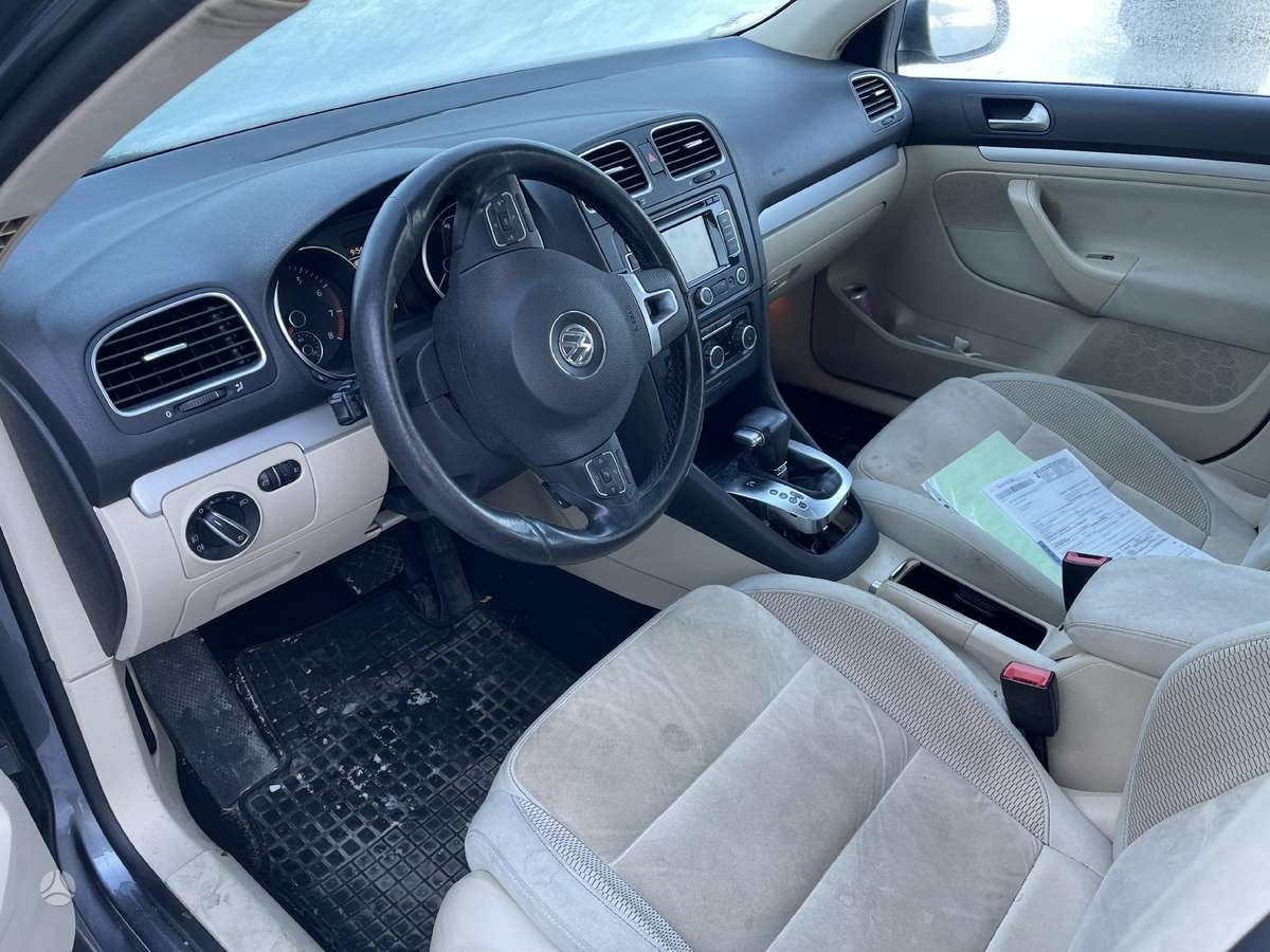Volkswagen Golf for parts