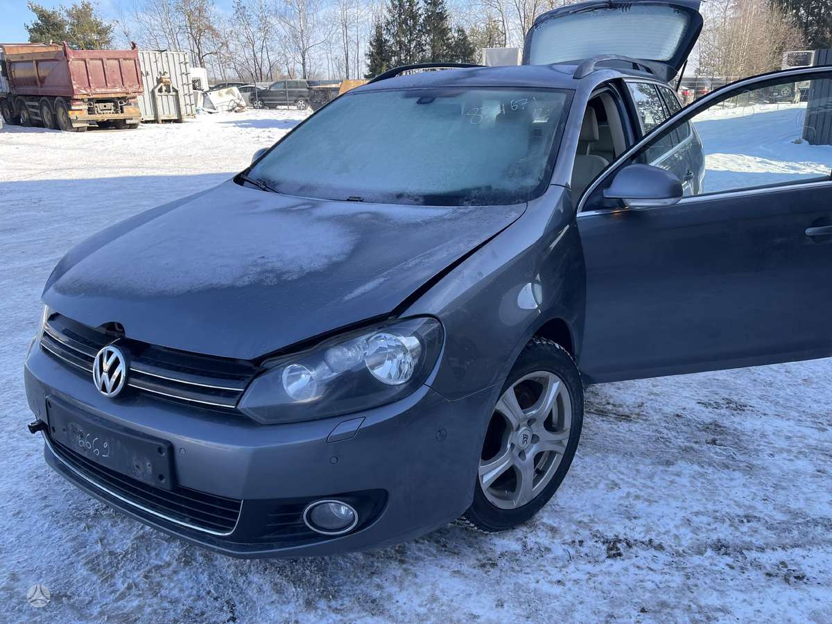 Volkswagen Golf for parts