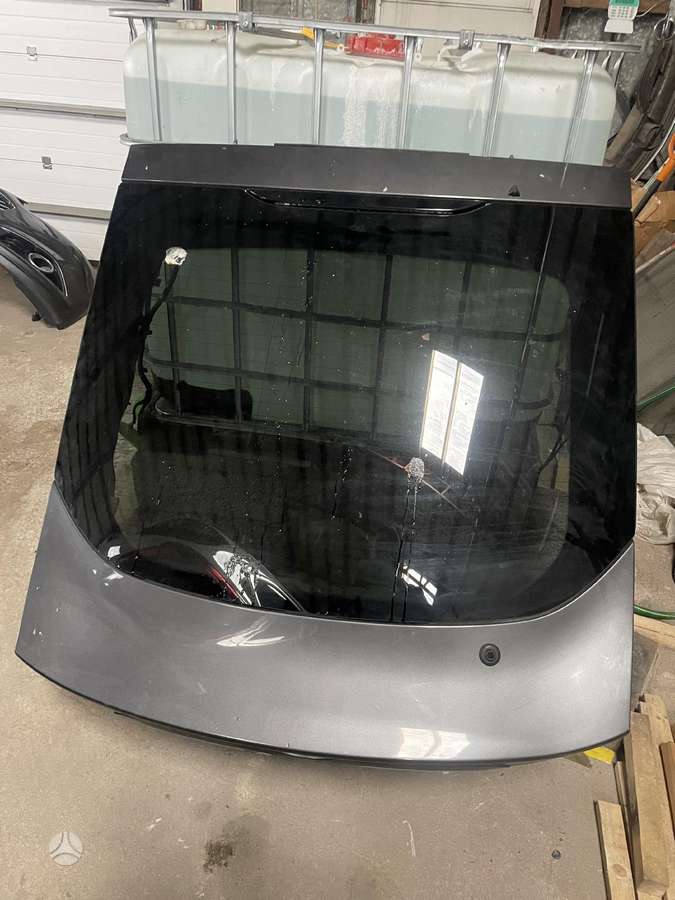 Ford Mondeo hood (front, rear)