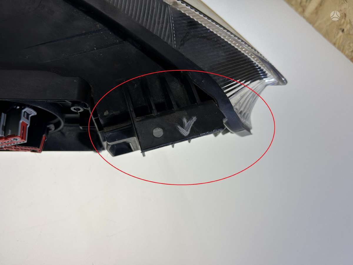 Ford Focus, MX7B13E015EB, Cen21511