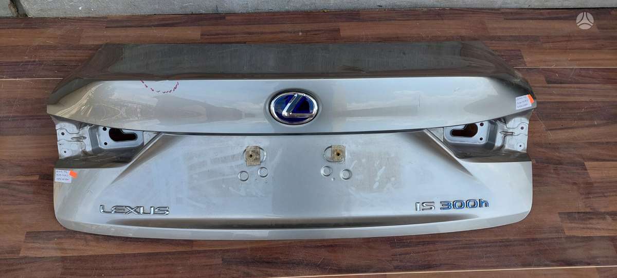 Lexus IS klasė Cen21162