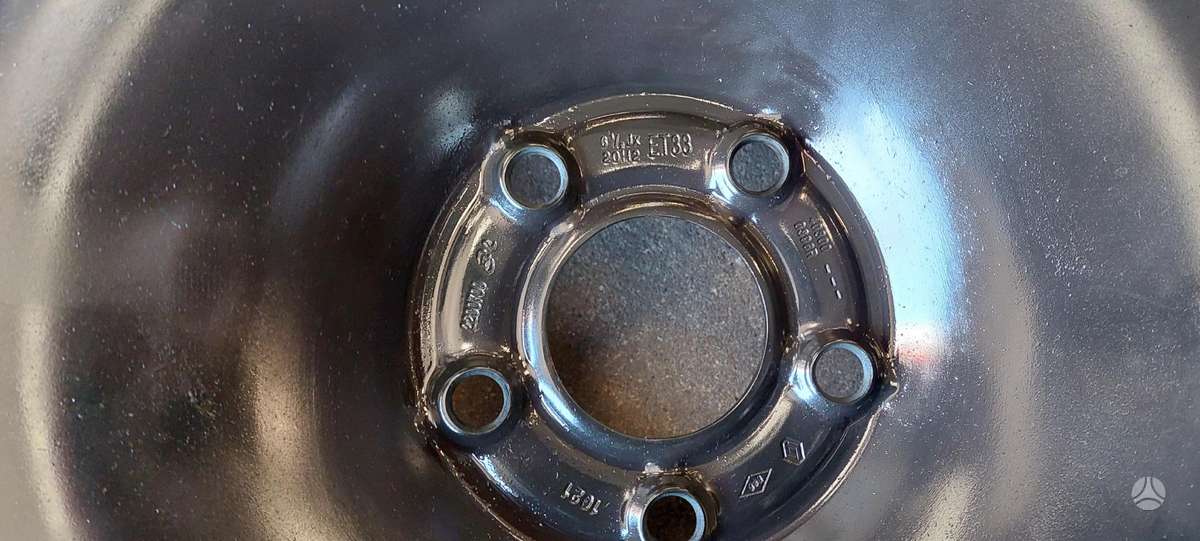 Renault, plieniniai štampuoti, R20