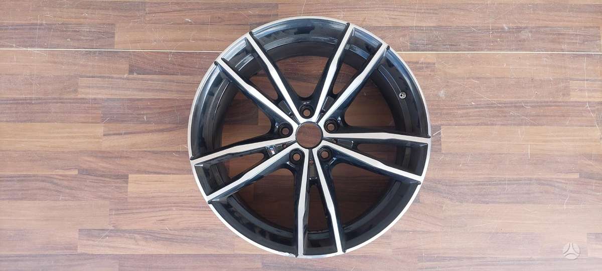 BMW 3 serija, 8089892, Cen21628