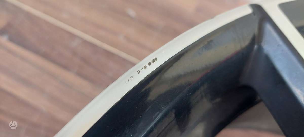 BMW 3 serija, 8089892, Cen21628