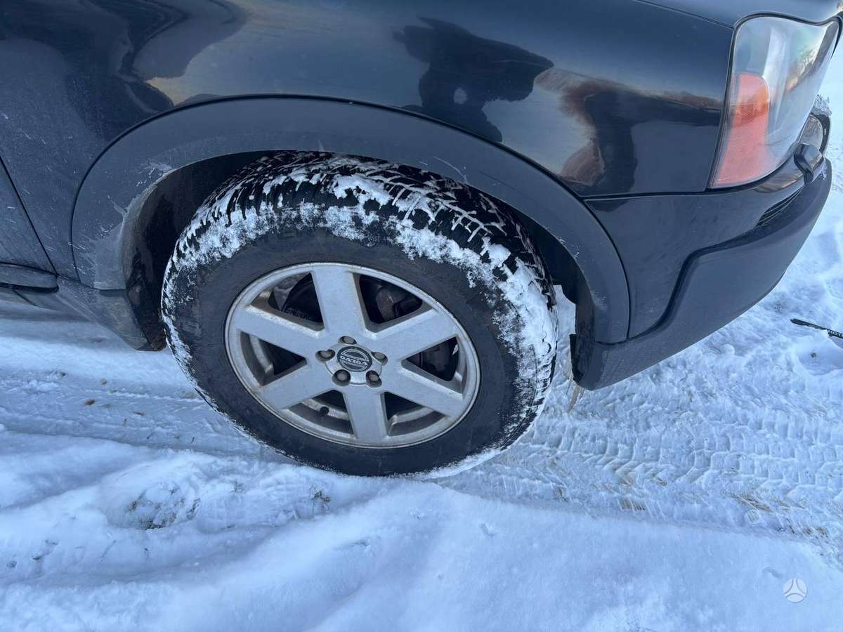 Volvo XC90 по частям