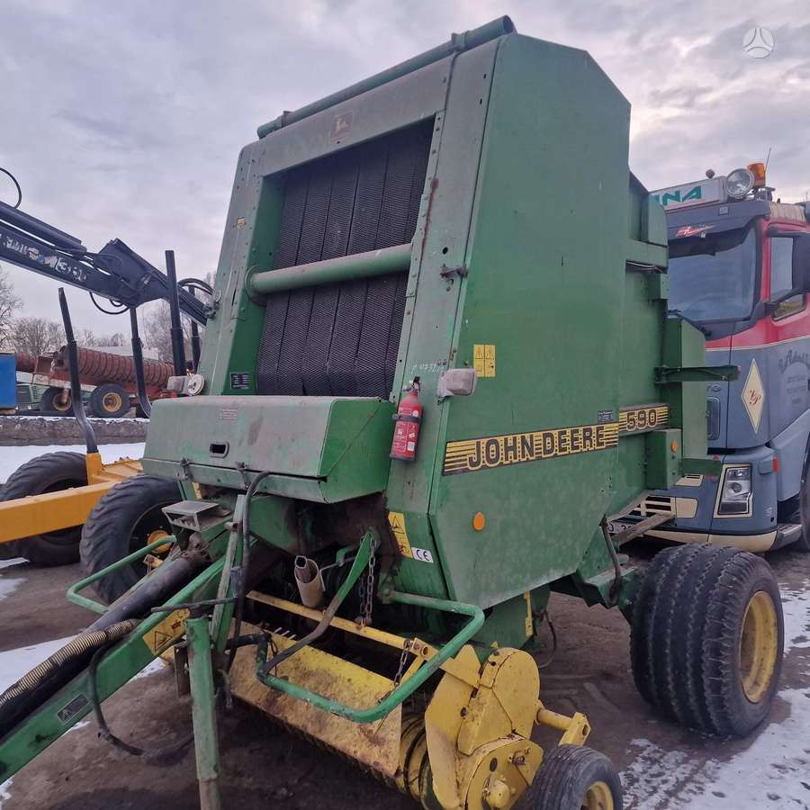 John Deere 590, presai