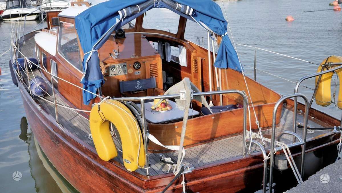 Svedija Arc 80, keelboats