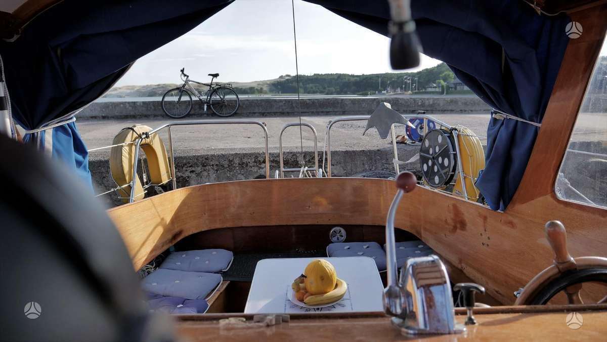 Svedija Arc 80, keelboats