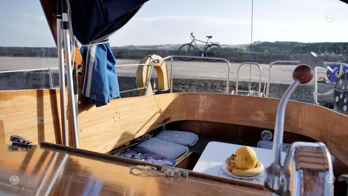 Svedija Arc 80, keelboats