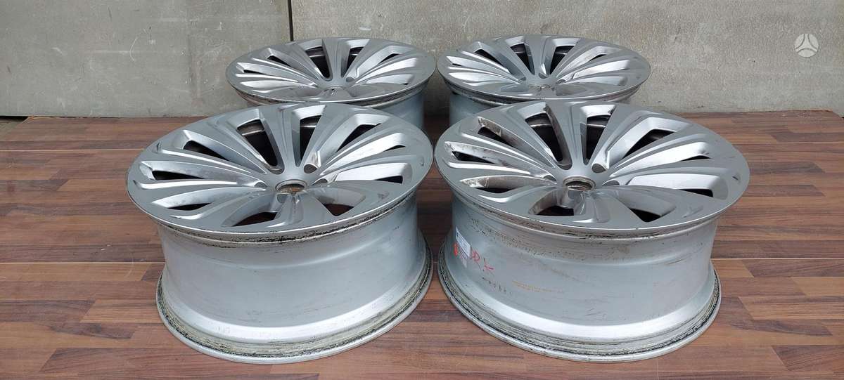Bentley Bentayga, 36A6010253, Cen21973