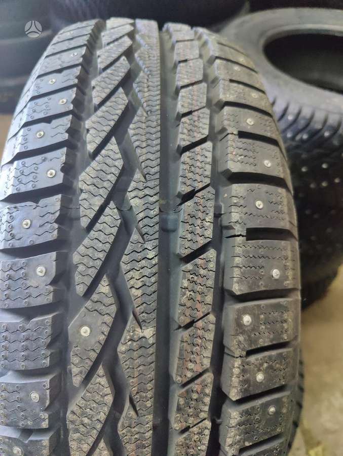 General SNOW GRABBER, winter 215/65 R16