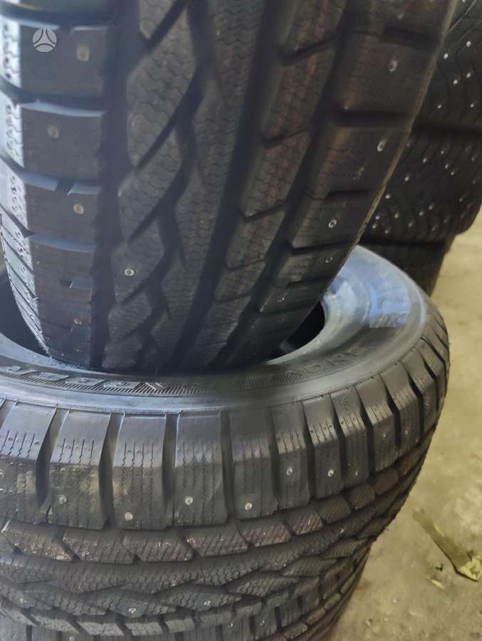 General SNOW GRABBER, winter 215/65 R16